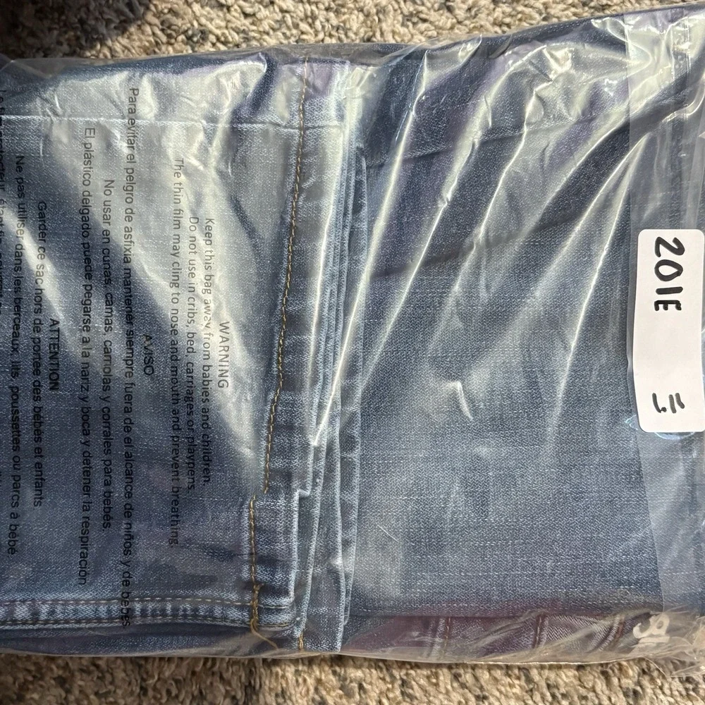 Wrangler Athletic Fit Straight Leg Jeans 40x29 Medium Wash Men's‎ Jeans